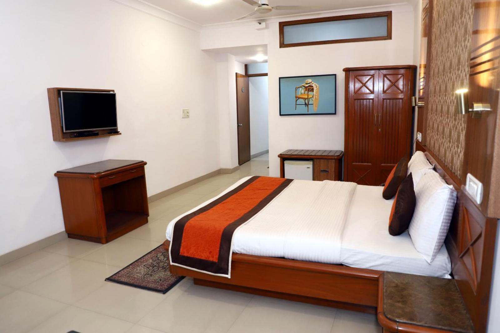 Luxury Triple Room,1641040906:JPEG