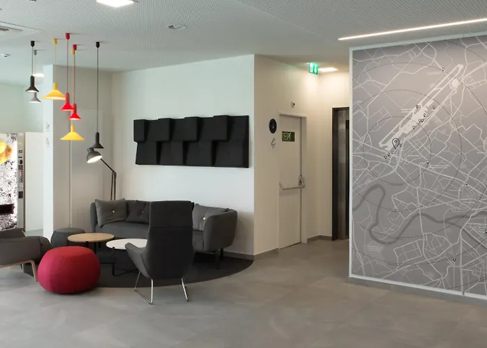 Holiday Inn Express Geneva Airport By Ihg Meyrin