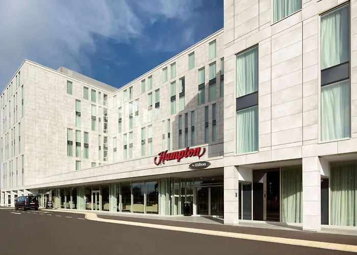 Hampton By Hilton London Stansted Airport Hotell Stansted Mountfitchet