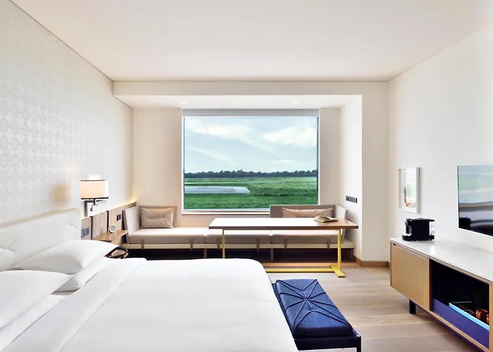 Andaz Delhi, By Hyatt Hotel New Delhi
